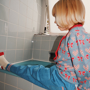 Кардиган вязаный Flöss "Cole Midnight Blue", воздушная фантазия